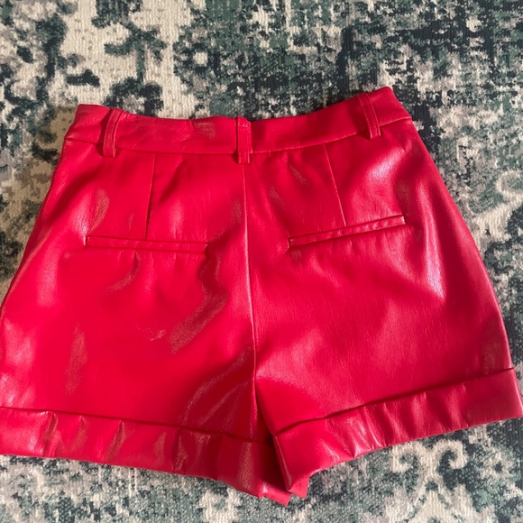 Alice and Olivia Conroy Vegan leather shorts - Picture 4 of 4